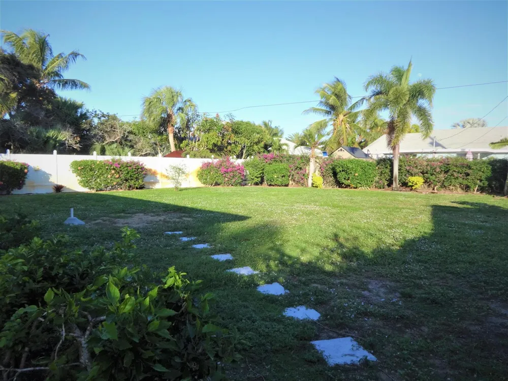 13868 COCOANUT AVENUE Juno Beach, FL 33408