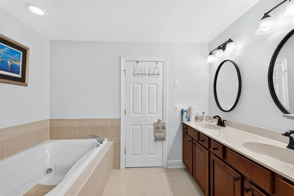 208 Sawgrass Court Swainton, NJ 08210
