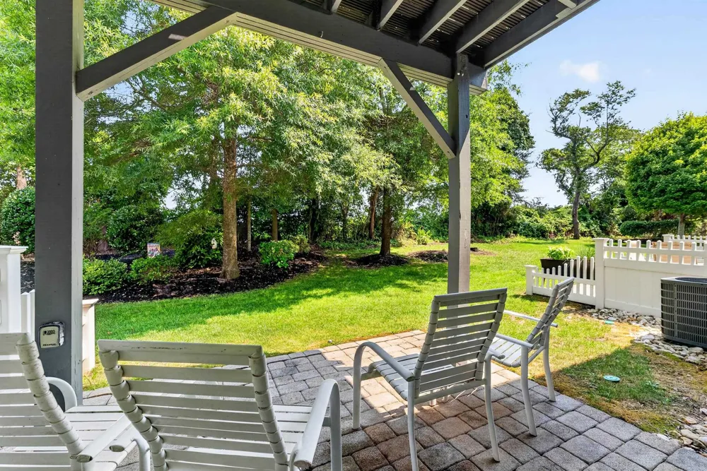 208 Sawgrass Court Swainton, NJ 08210