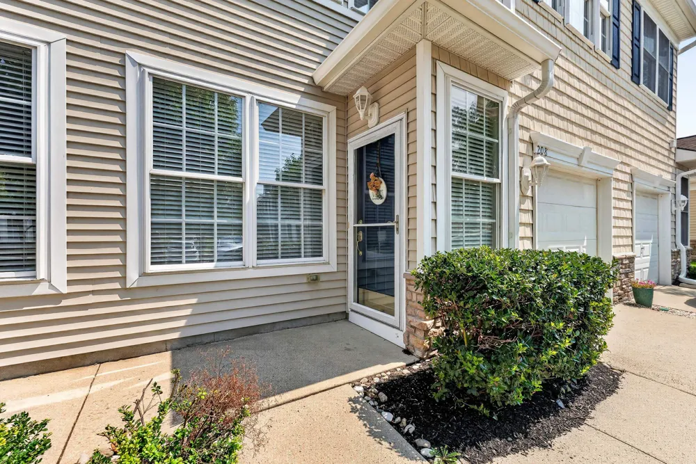 208 Sawgrass Court Swainton, NJ 08210
