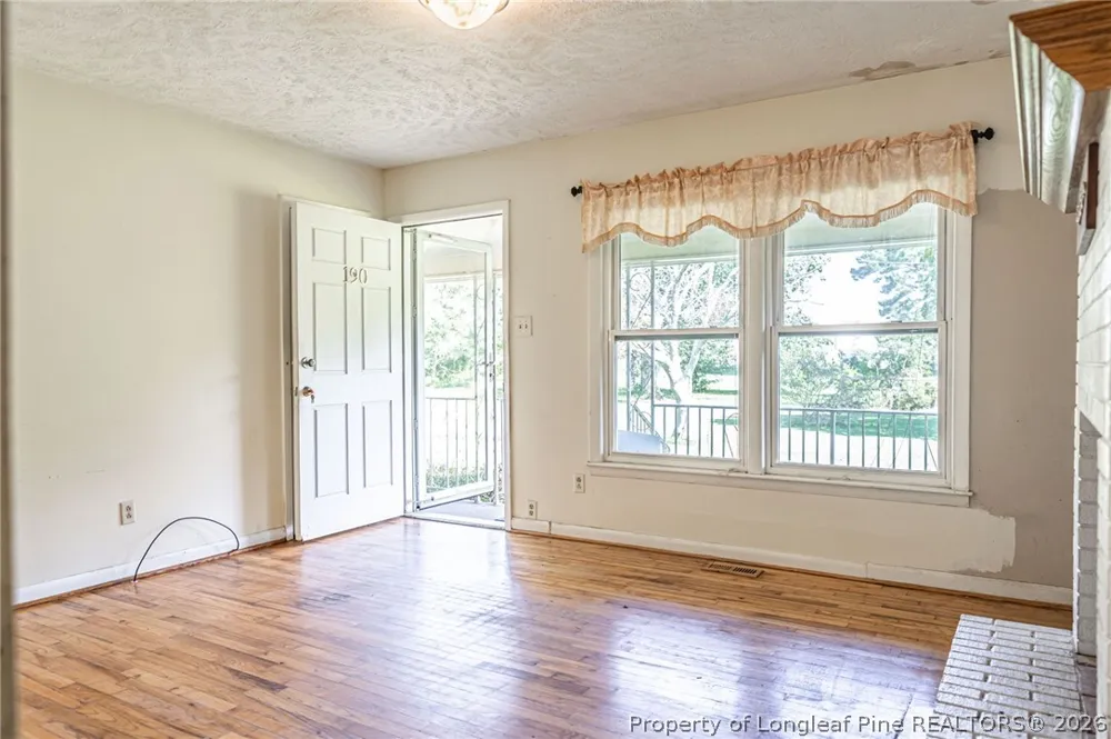 190 Morgan Drive Raeford, NC 28376