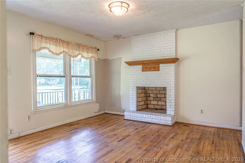 190 Morgan Drive Raeford, NC 28376