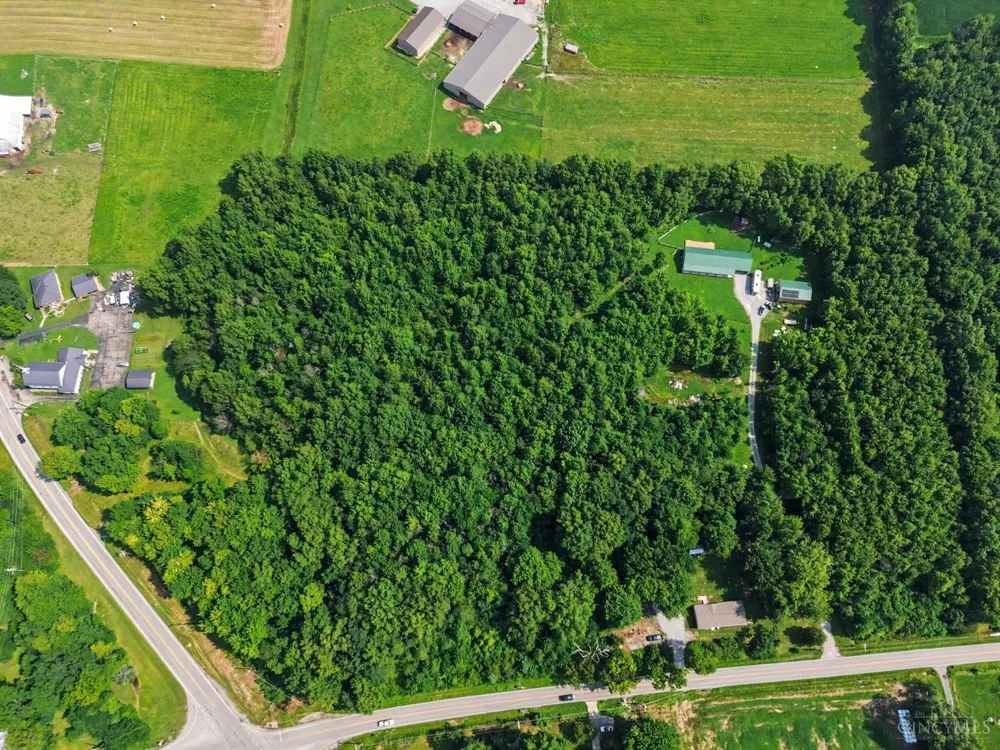 8 Greenbush East Road Green, OH 45154