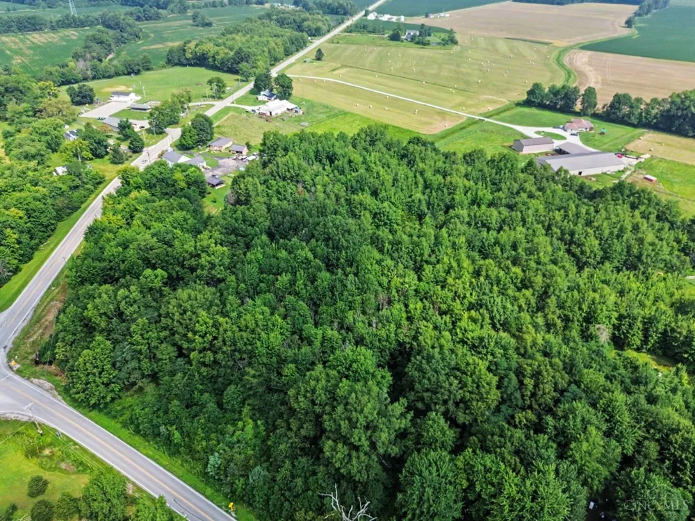8 Greenbush East Road Green, OH 45154