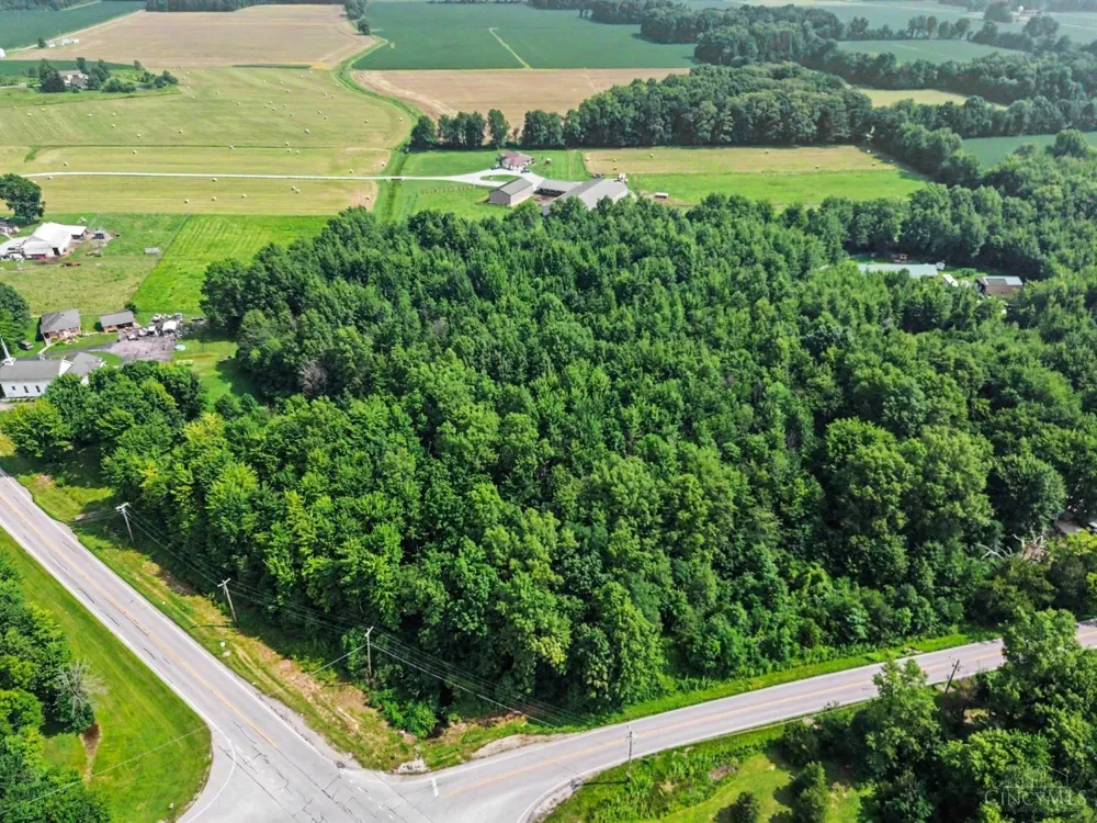 8 Greenbush East Road Green, OH 45154