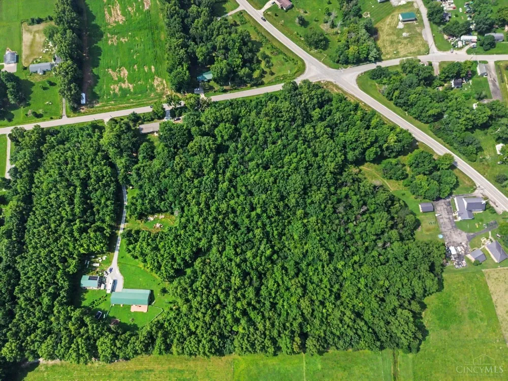 8 Greenbush East Road Green, OH 45154