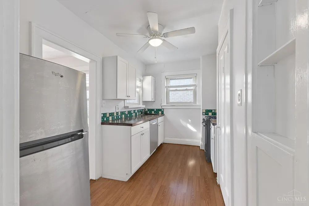 3096 Madison Road #9 Cincinnati, OH 45209