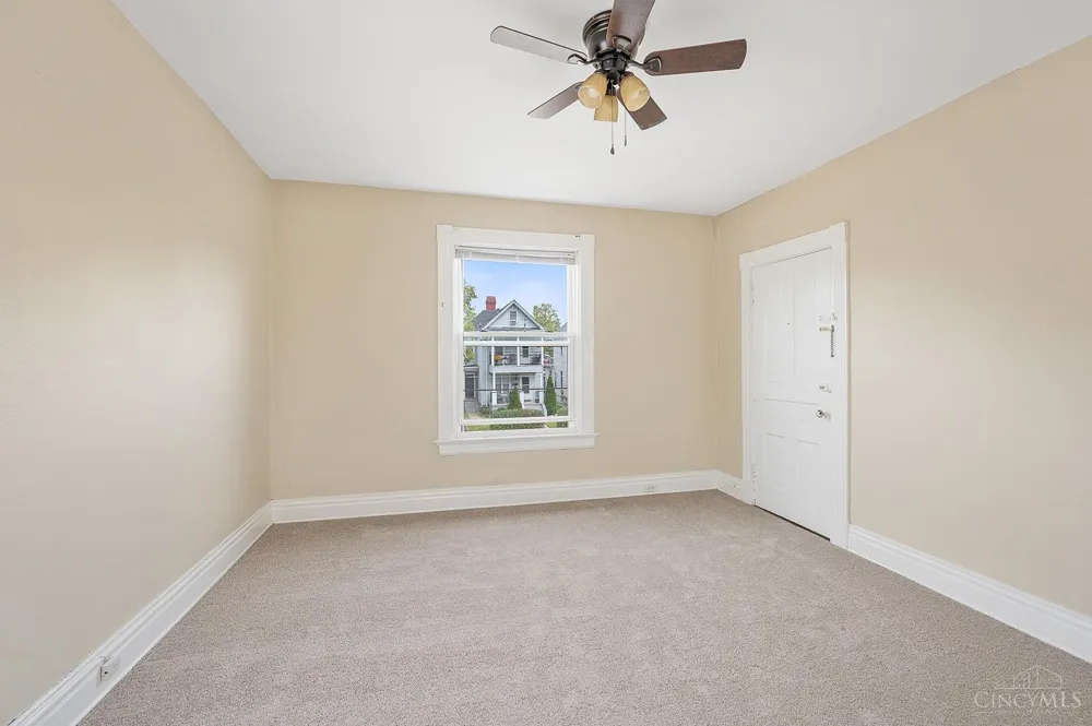 3223 Bach Avenue #4 Cincinnati, OH 45209