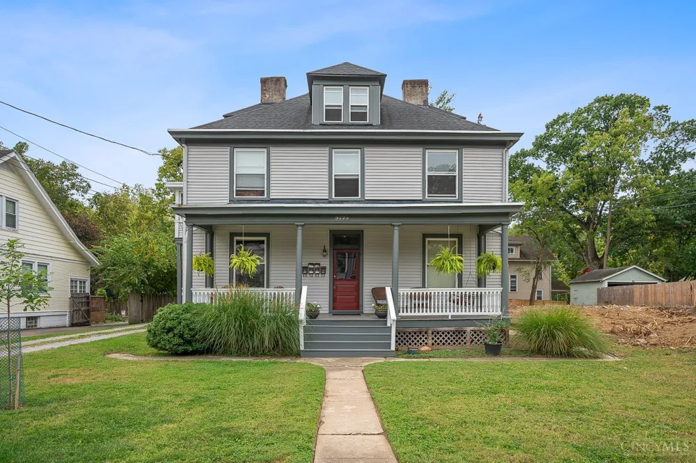 3223 Bach Avenue #4 Cincinnati, OH 45209