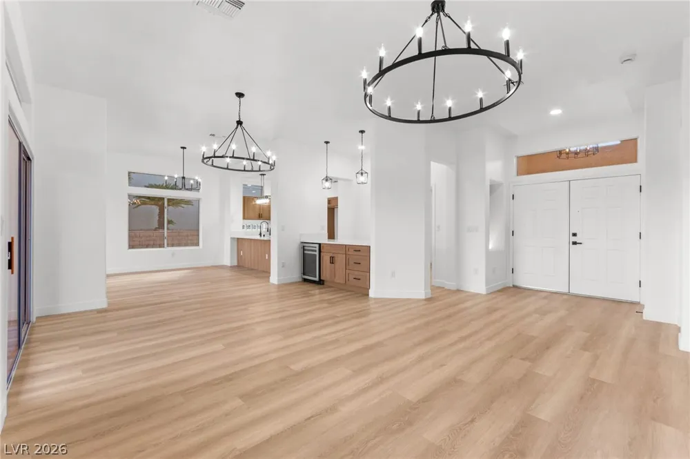 10701 Back Plains Drive Las Vegas, NV 89134