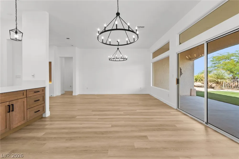 10701 Back Plains Drive Las Vegas, NV 89134