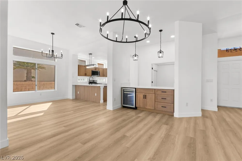 10701 Back Plains Drive Las Vegas, NV 89134