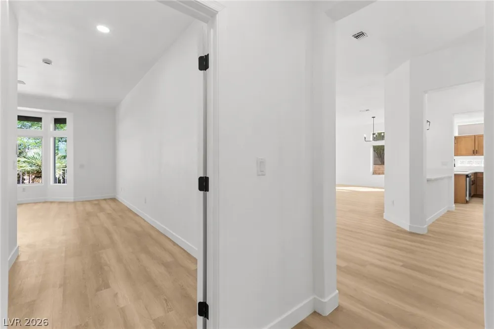 10701 Back Plains Drive Las Vegas, NV 89134