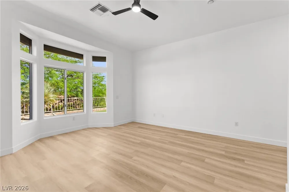 10701 Back Plains Drive Las Vegas, NV 89134