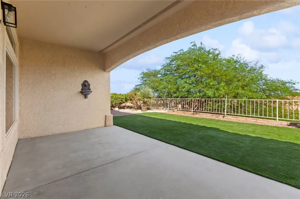 10701 Back Plains Drive Las Vegas, NV 89134