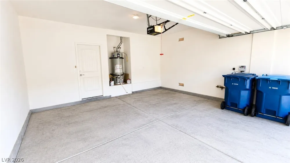 8644 Abbey Dell Avenue Las Vegas, NV 89178