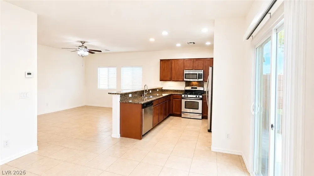 8644 Abbey Dell Avenue Las Vegas, NV 89178