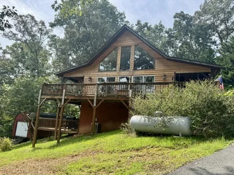 36 Dwaynes Trail