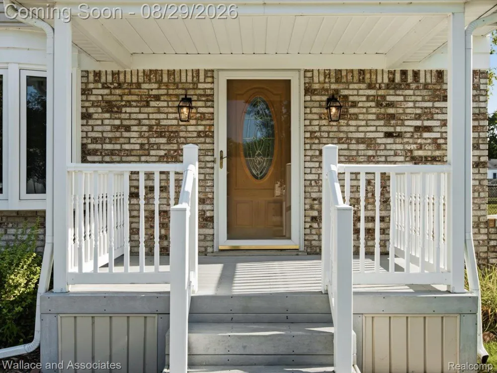 411 Sandpiper Lane Marysville City, MI 48040