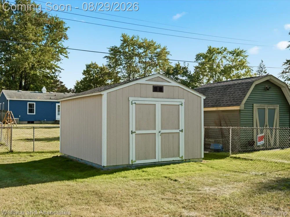 411 Sandpiper Lane Marysville City, MI 48040