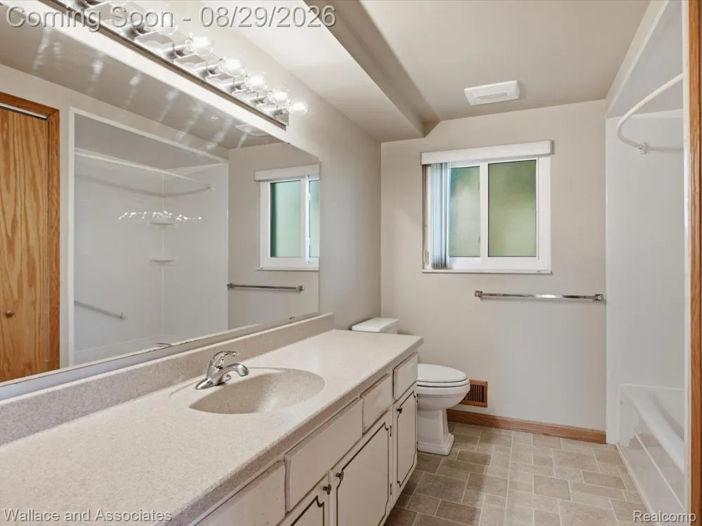 411 Sandpiper Lane Marysville City, MI 48040