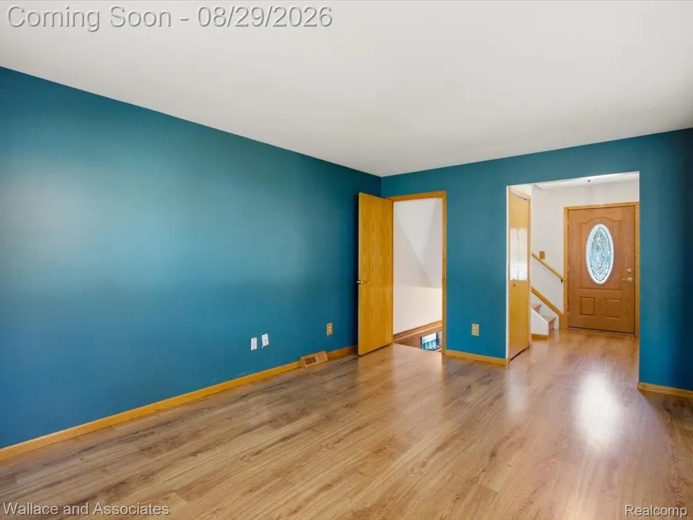 411 Sandpiper Lane Marysville City, MI 48040
