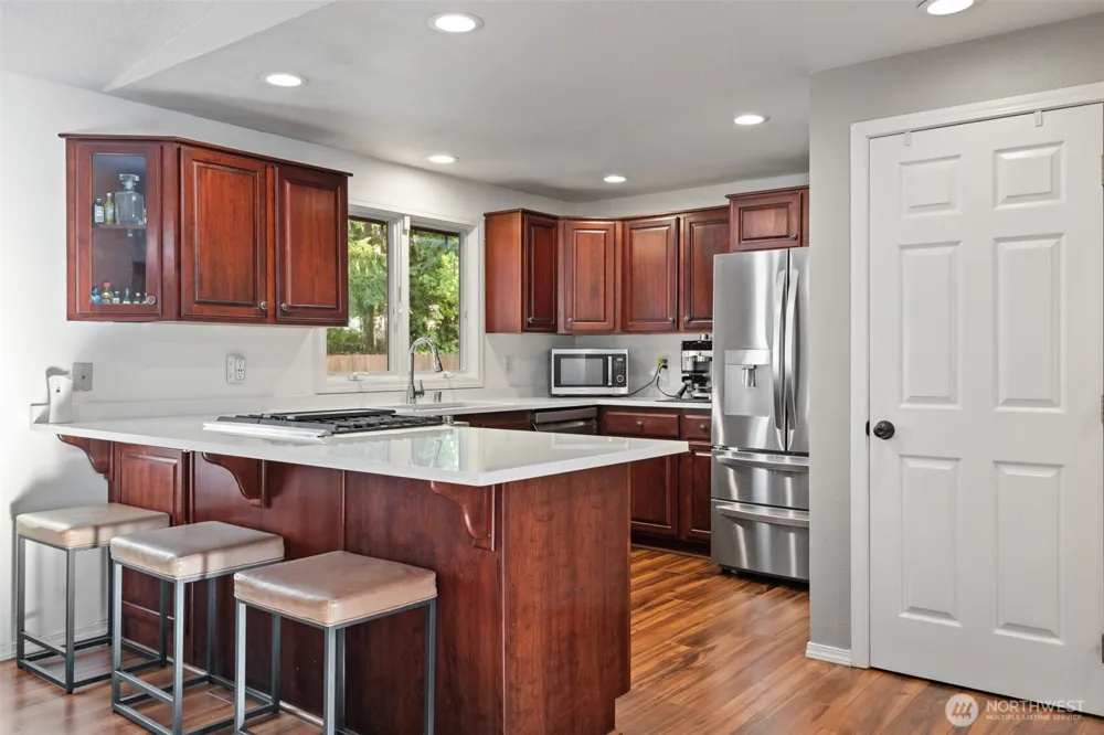 6009 190th Avenue E Lake Tapps, WA 98391