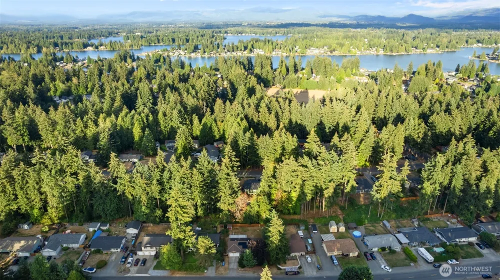 6009 190th Avenue E Lake Tapps, WA 98391