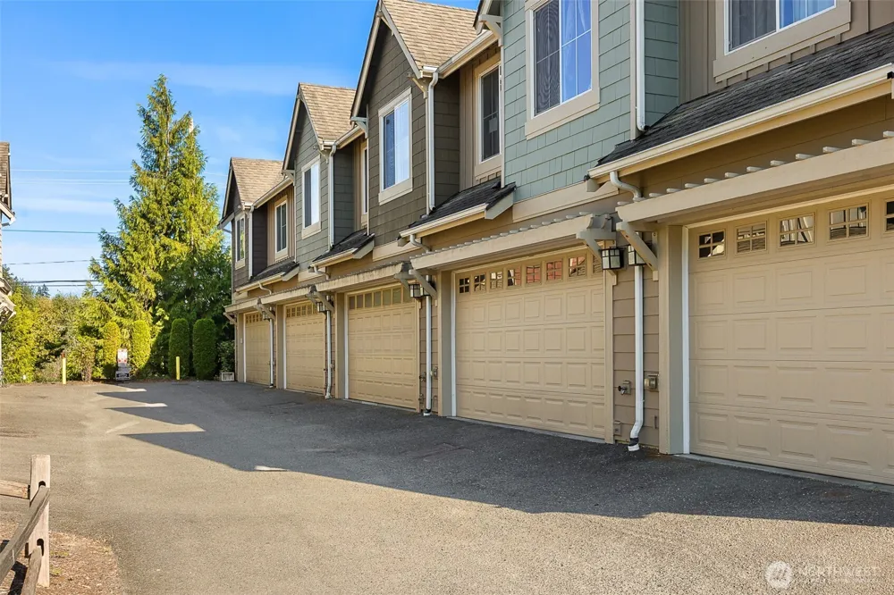 13914 North Pointe Circle #C Mill Creek, WA 98012