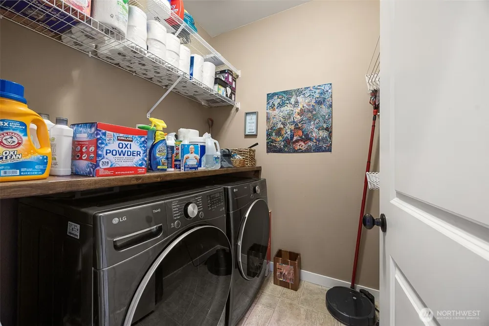 13914 North Pointe Circle #C Mill Creek, WA 98012