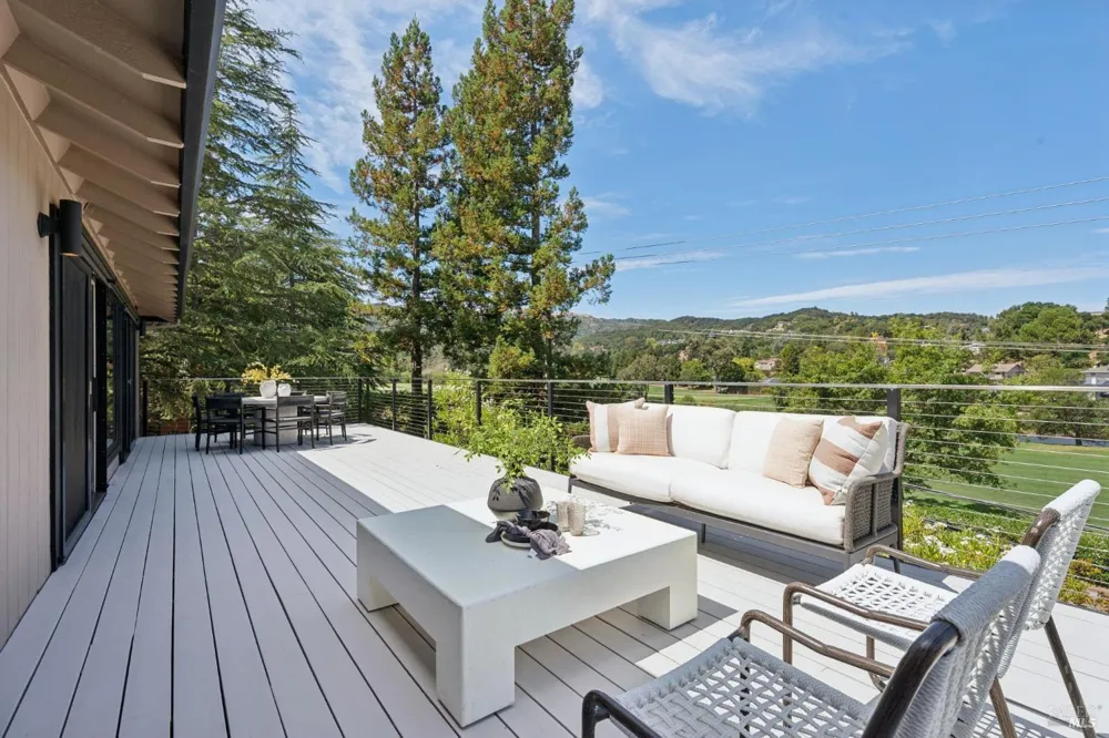 211 Fairway Drive Novato, CA 94949