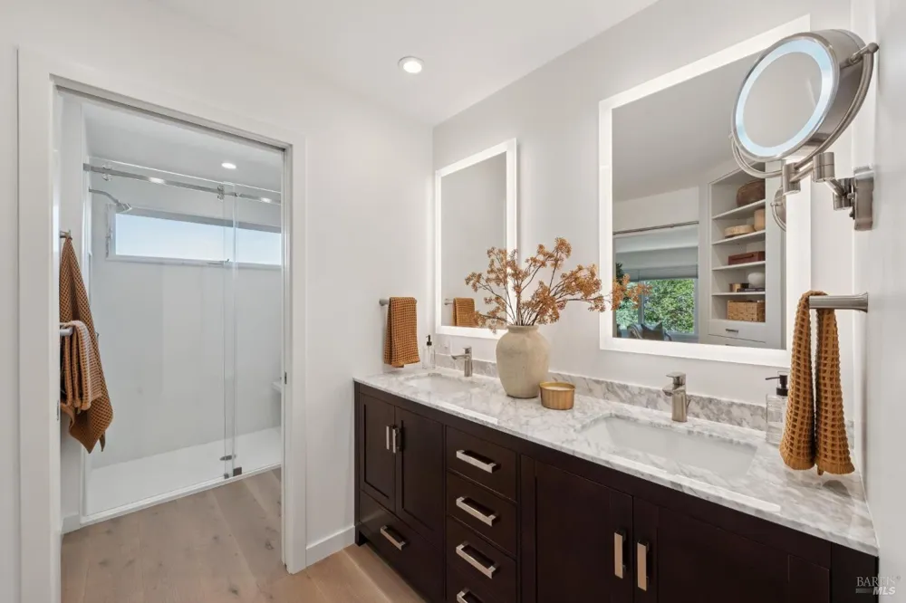 211 Fairway Drive Novato, CA 94949