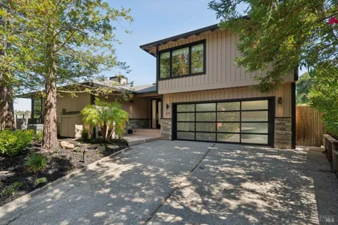 211 Fairway Drive