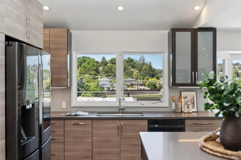 211 Fairway Drive Novato, CA 94949