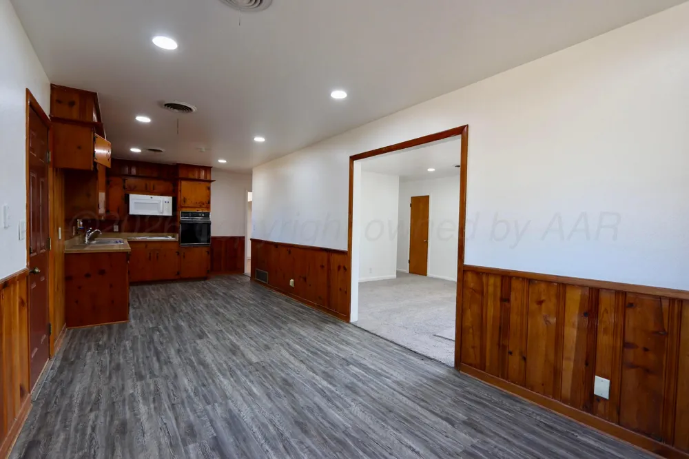 2102 HUGHES STREET Amarillo, TX 79107