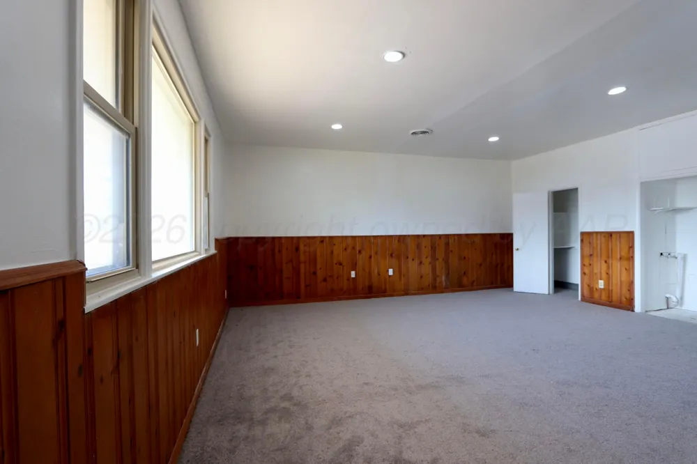 2102 HUGHES STREET Amarillo, TX 79107