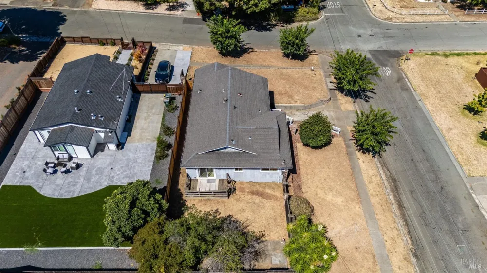 836 W 8th Street Benicia, CA 94510