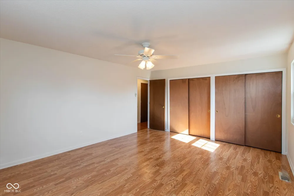 6068 Wingedfoot Court Indianapolis, IN 46254