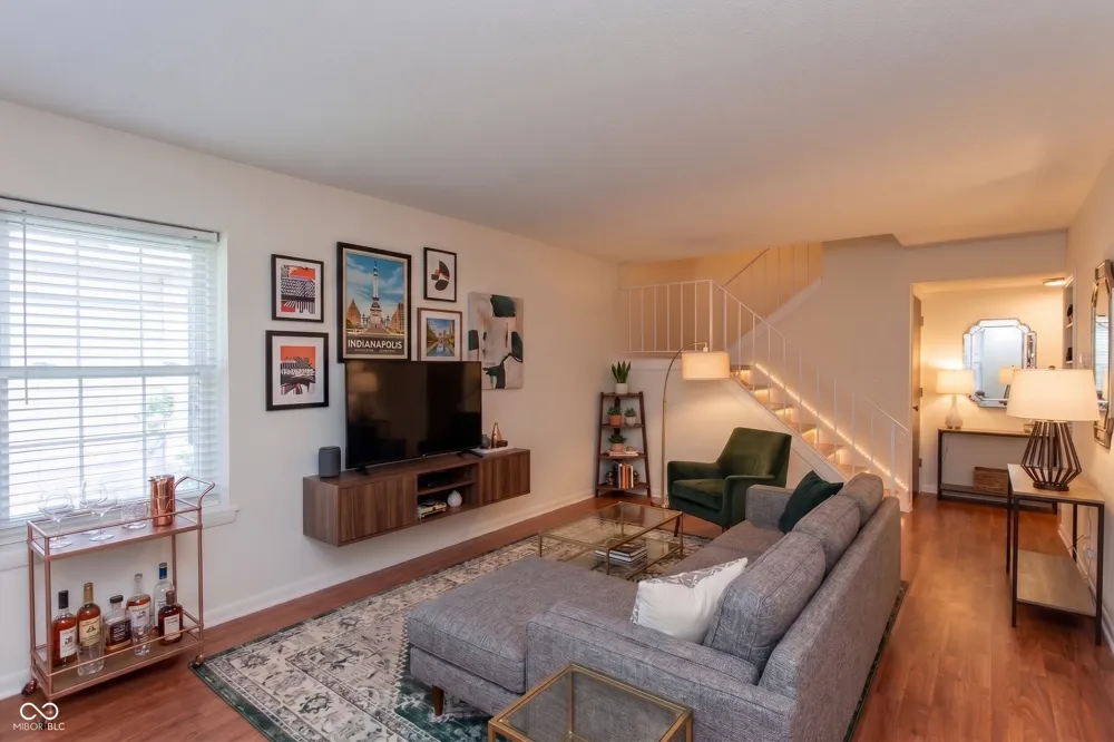 6068 Wingedfoot Court Indianapolis, IN 46254