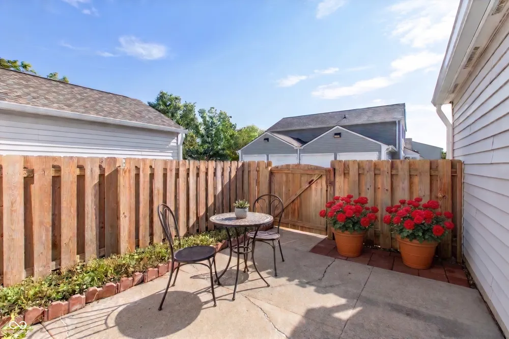 6068 Wingedfoot Court Indianapolis, IN 46254