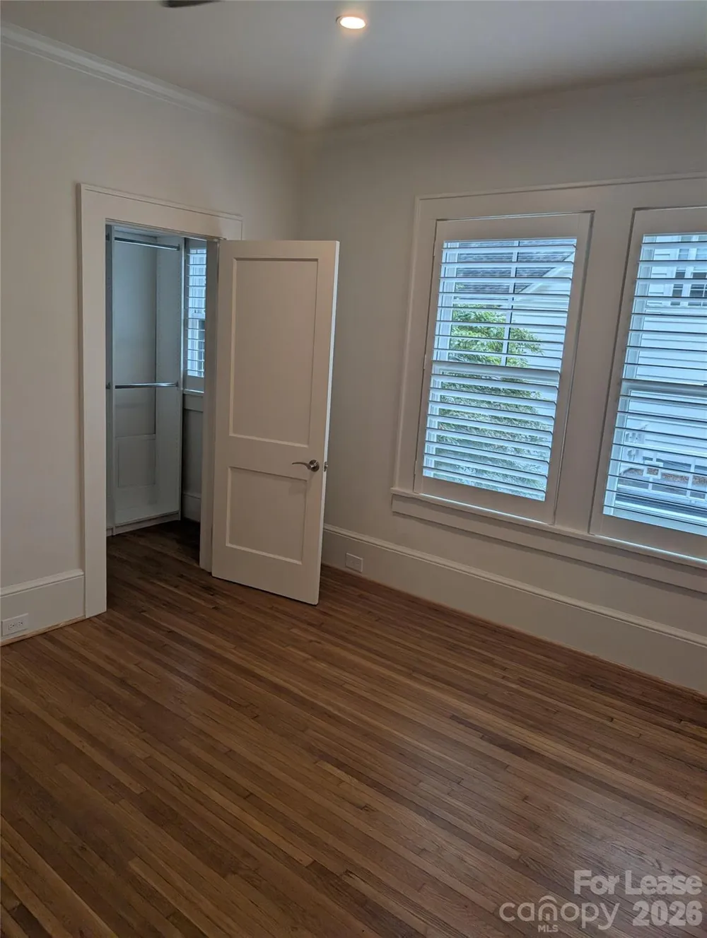 923 Henley Place Charlotte, NC 28207