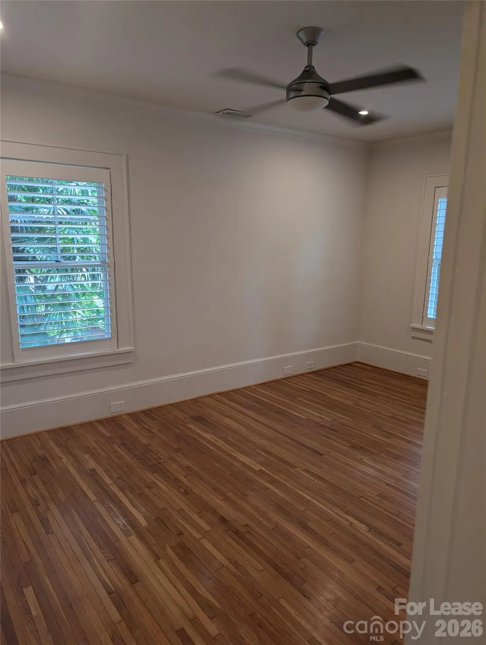 923 Henley Place Charlotte, NC 28207