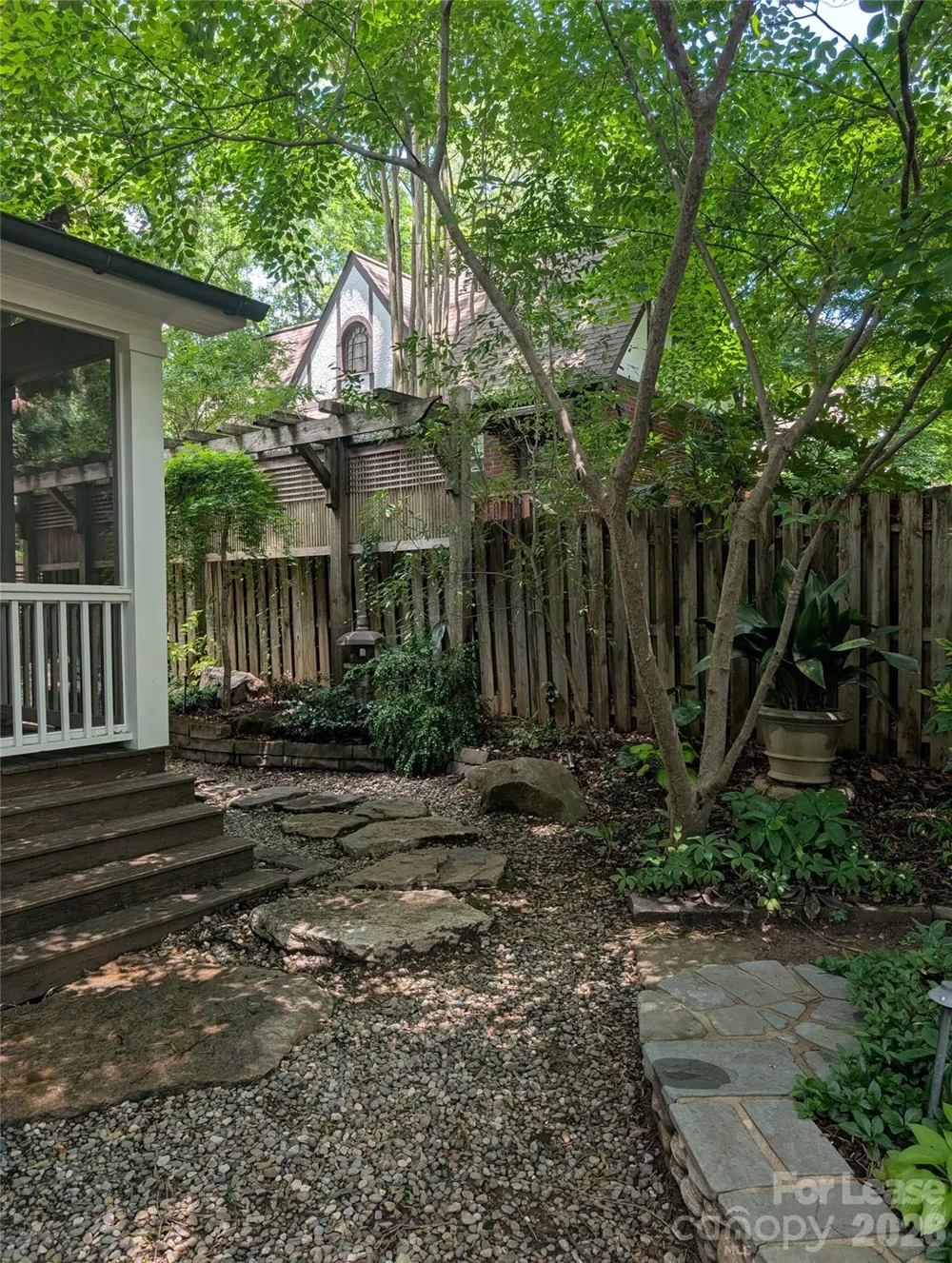 923 Henley Place Charlotte, NC 28207