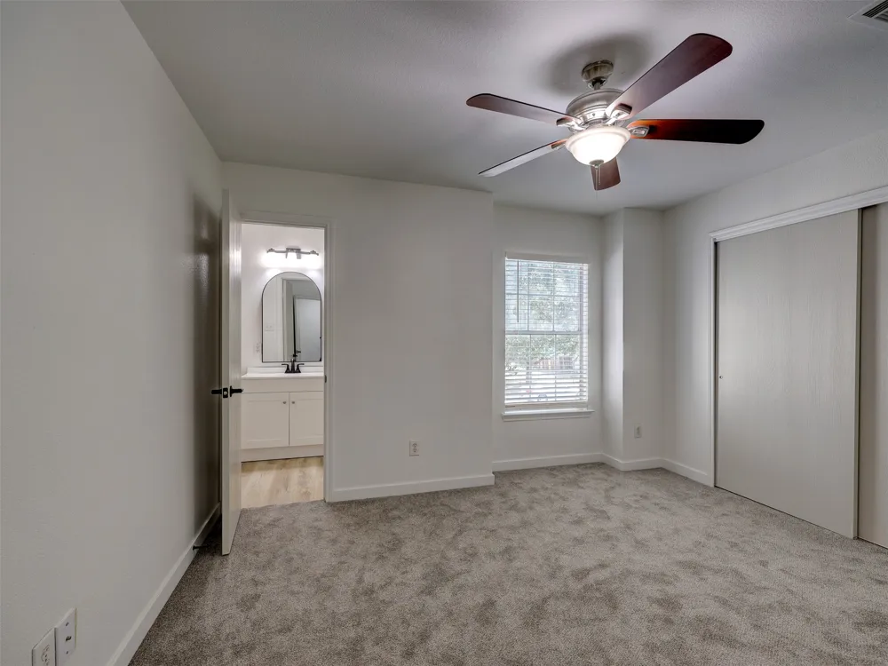 13421 Alysheba Drive Del Valle, TX 78617