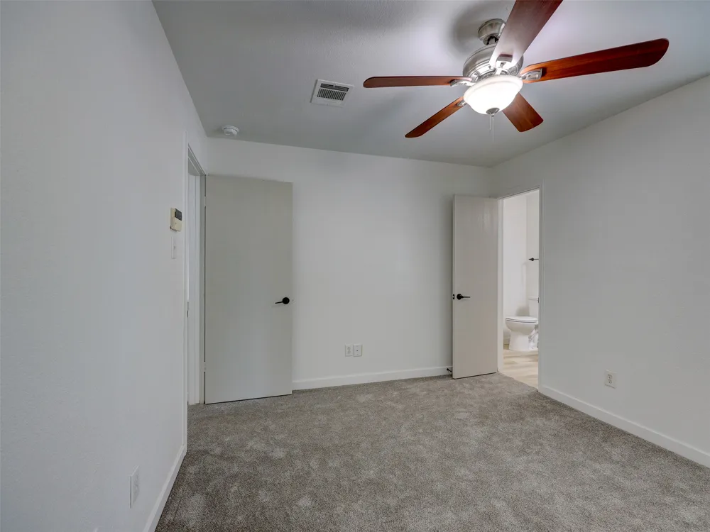 13421 Alysheba Drive Del Valle, TX 78617