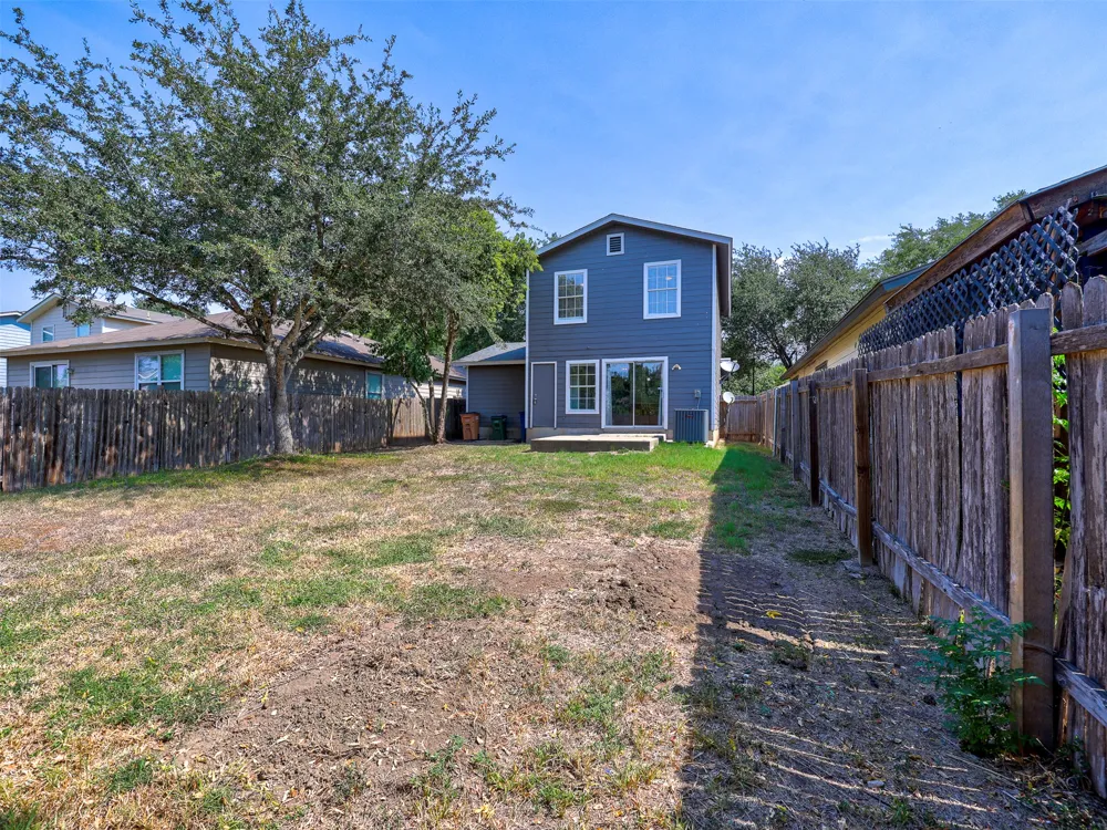 13421 Alysheba Drive Del Valle, TX 78617