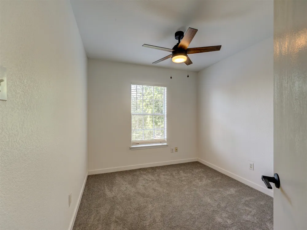 13421 Alysheba Drive Del Valle, TX 78617