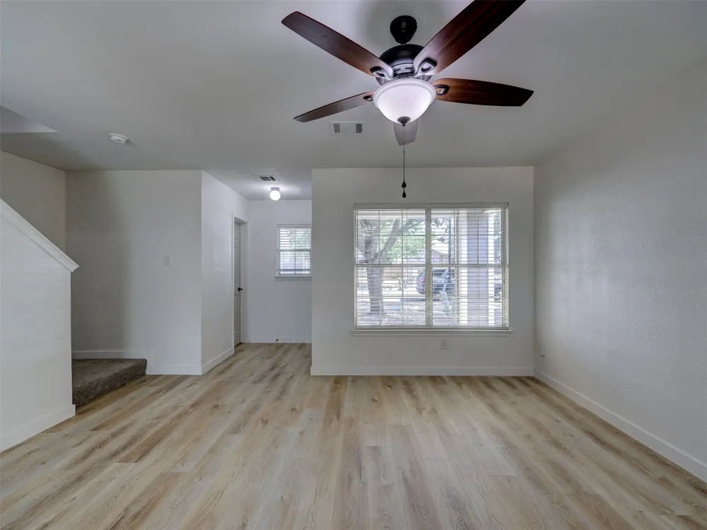 13421 Alysheba Drive Del Valle, TX 78617