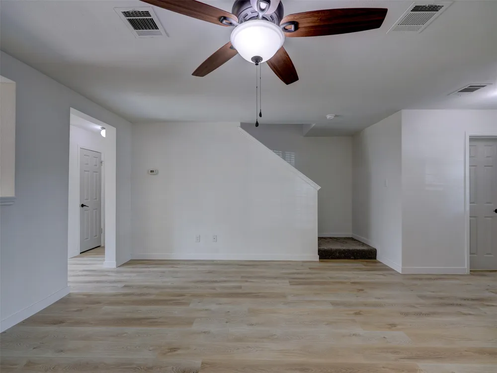 13421 Alysheba Drive Del Valle, TX 78617