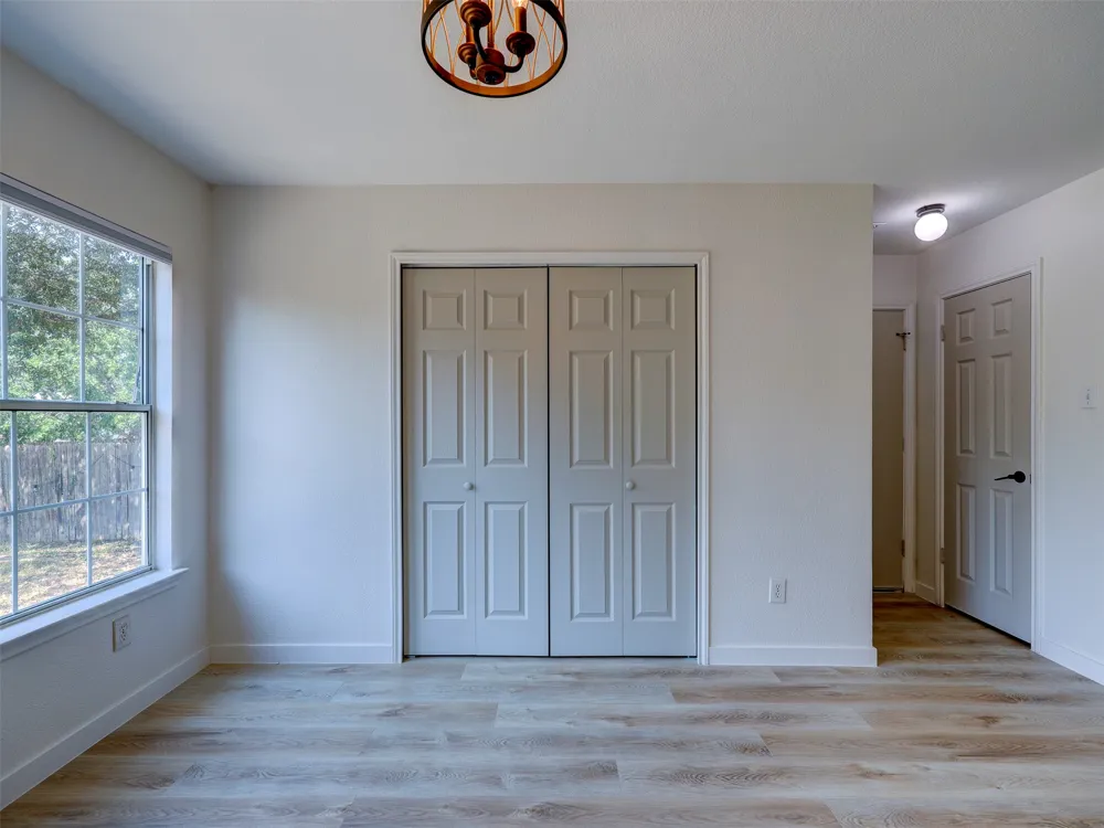13421 Alysheba Drive Del Valle, TX 78617